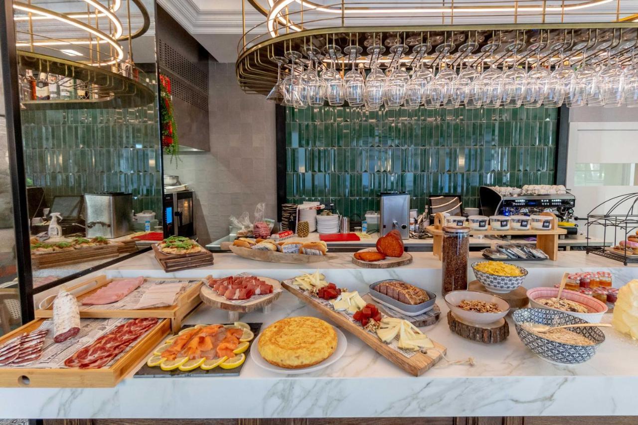 Hotel L&H Gran Via Walencja Zewnętrze zdjęcie