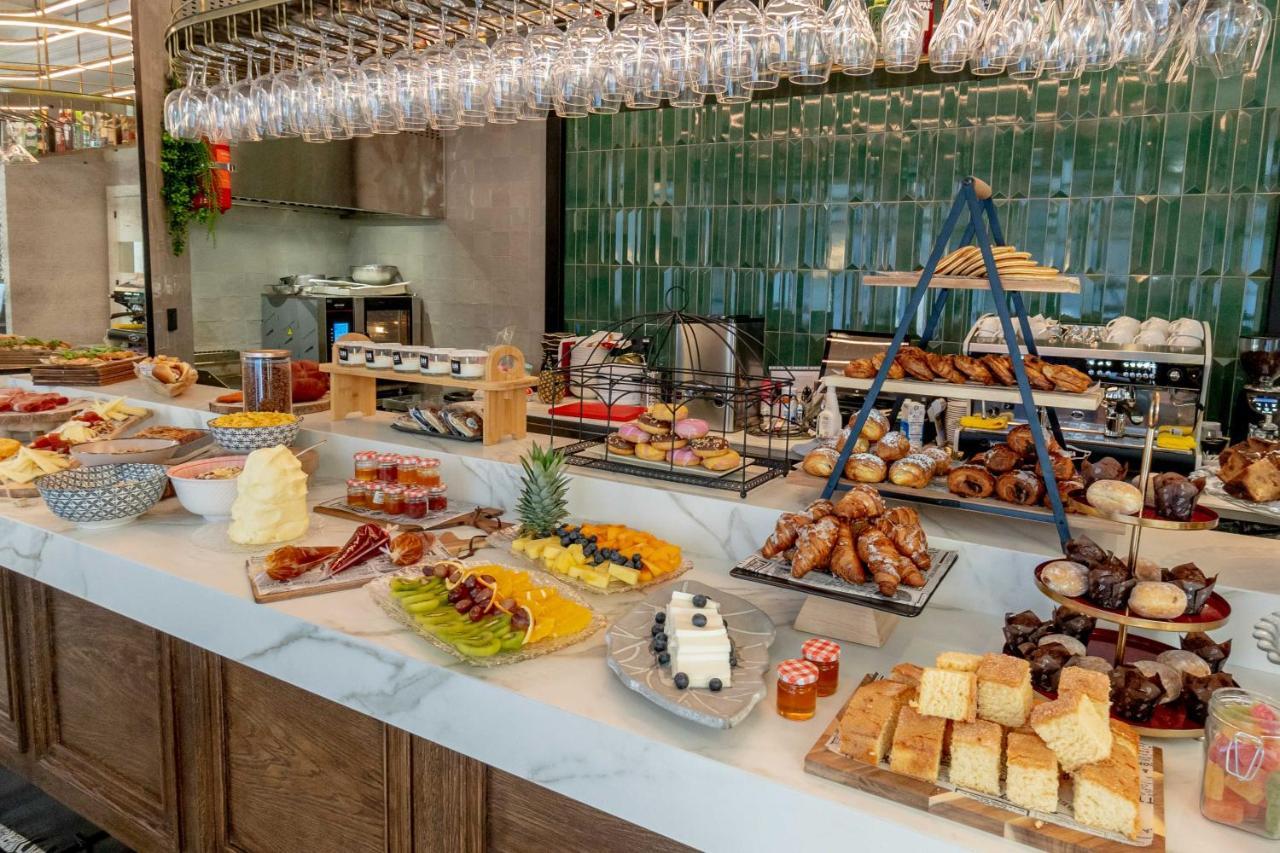Hotel L&H Gran Via Walencja Zewnętrze zdjęcie